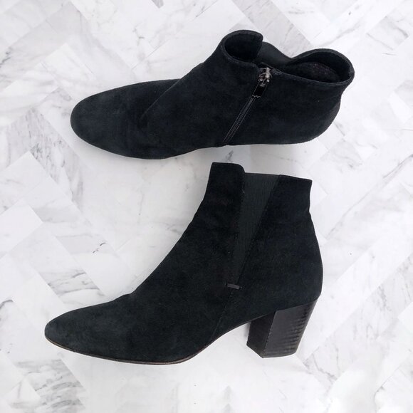 AQUATALIA Faylynn Suede Bootie Size 11